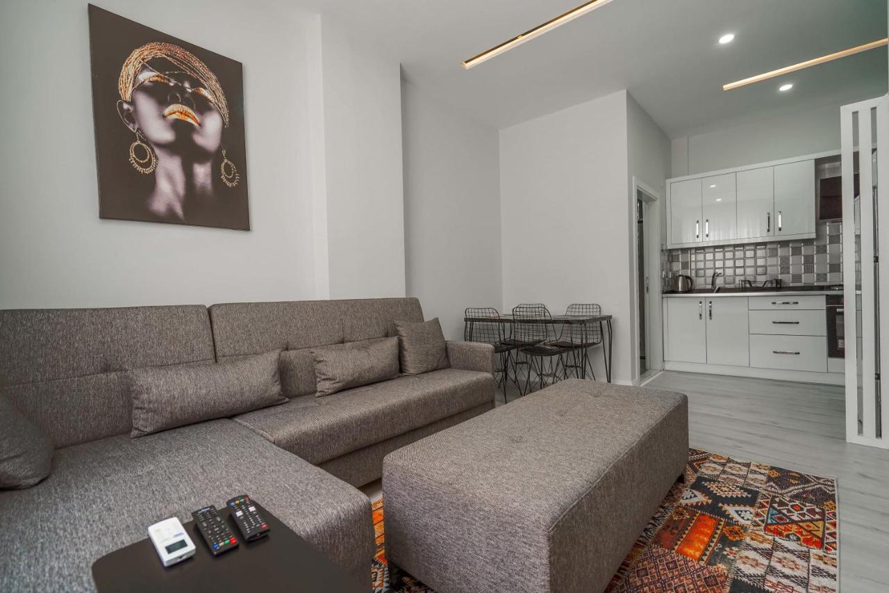 Charming And Central Flat Near Beach In Muratpasa Apartment Antalya Bagian luar foto