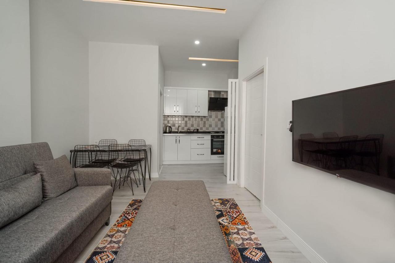 Charming And Central Flat Near Beach In Muratpasa Apartment Antalya Bagian luar foto