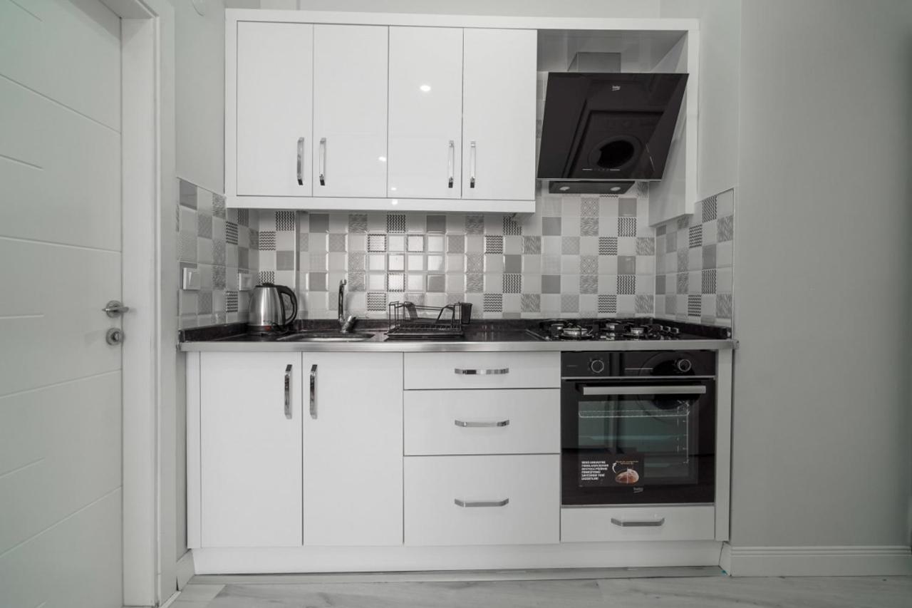 Charming And Central Flat Near Beach In Muratpasa Apartment Antalya Bagian luar foto